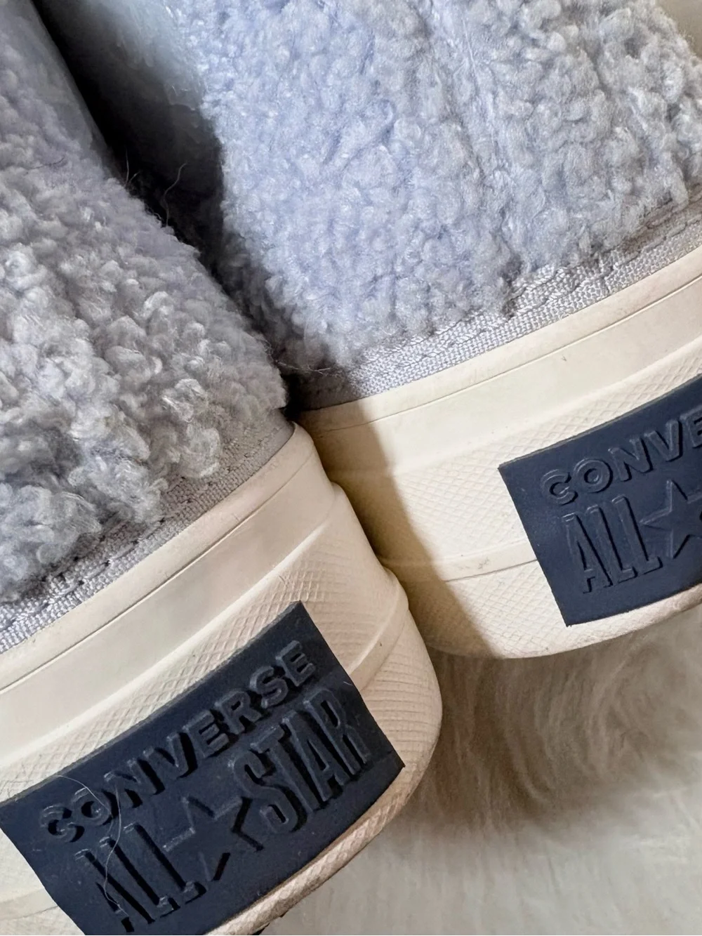 {GUC} Converse Chuck Taylor All Star Hi Lift Cosy Club Trainer 8.5 US